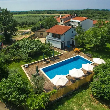 Apartment Halilovic